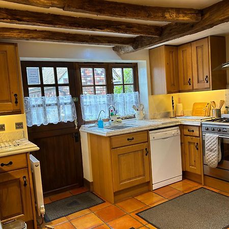 Keepers Cottage Wool Extérieur photo