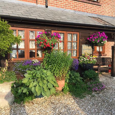 Keepers Cottage Wool Extérieur photo
